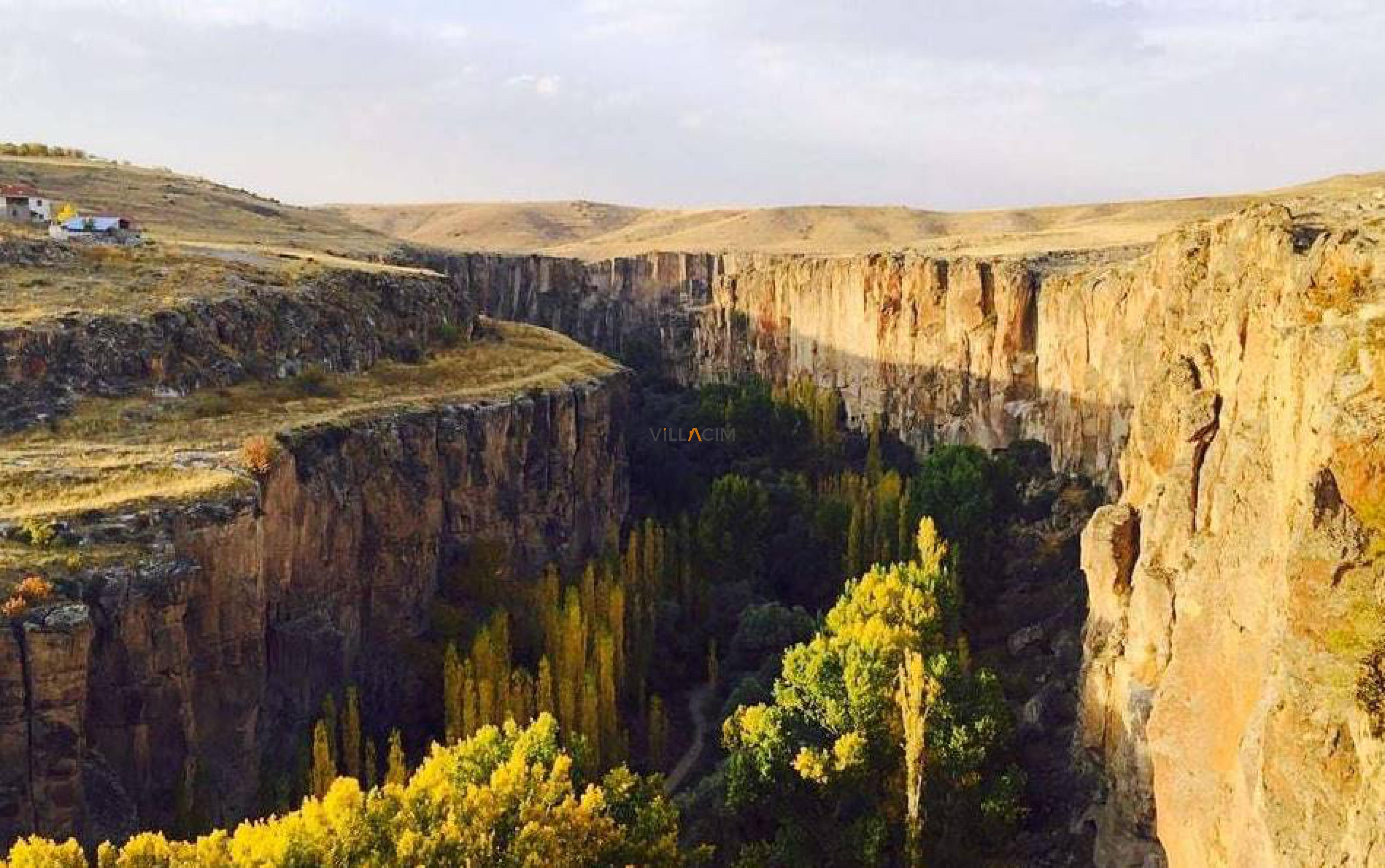 The lush green Ihlara Valley